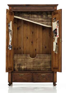 Igor Makarevich. Artwork Borisov’s Wardrobe