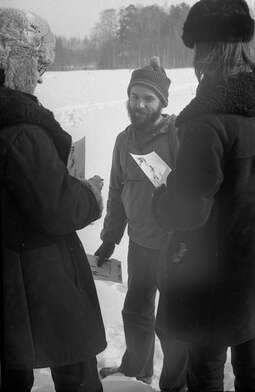 Collective action Observing the Waterfall. Photo - 45