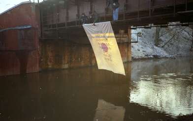Collective action To M. Ryklin. Lifting. (The Slogan-96), 1989. Photo: Igor Makarevich. Photo - 11