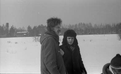 Collective action Observing the Waterfall. Photo - 46