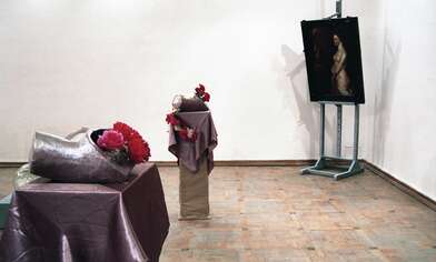 Выставка Девушки и смерть. Фотография - 1